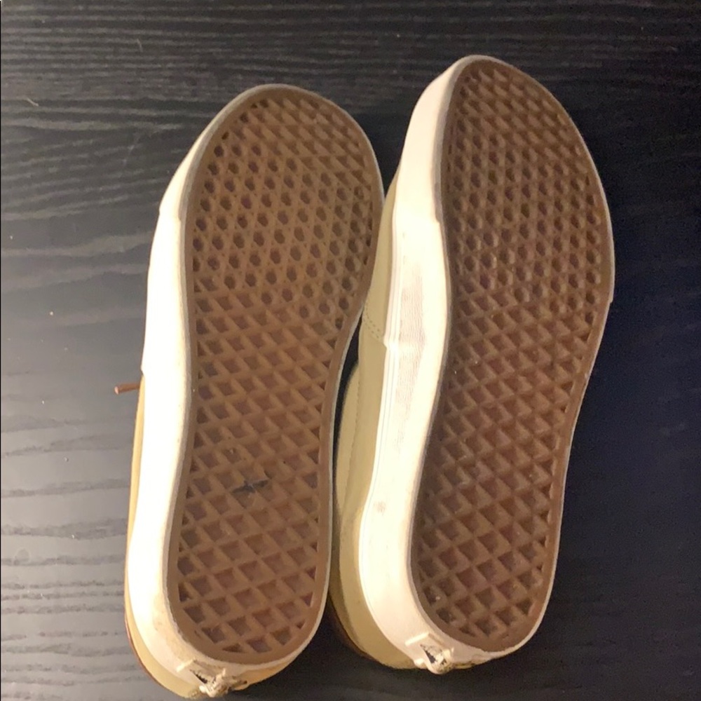 Vans - Picture 4 of 4